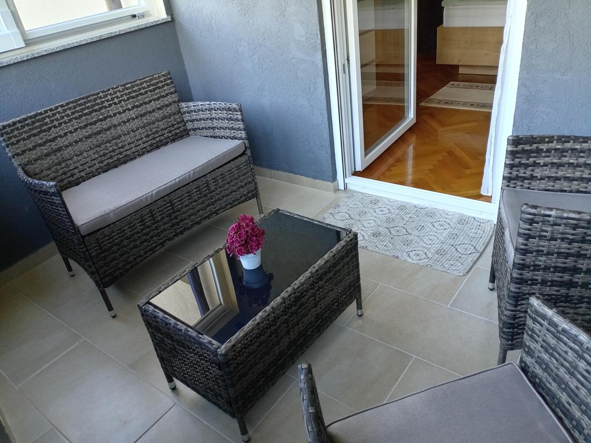 Apartmani Suzana Цриквеница Экстерьер фото