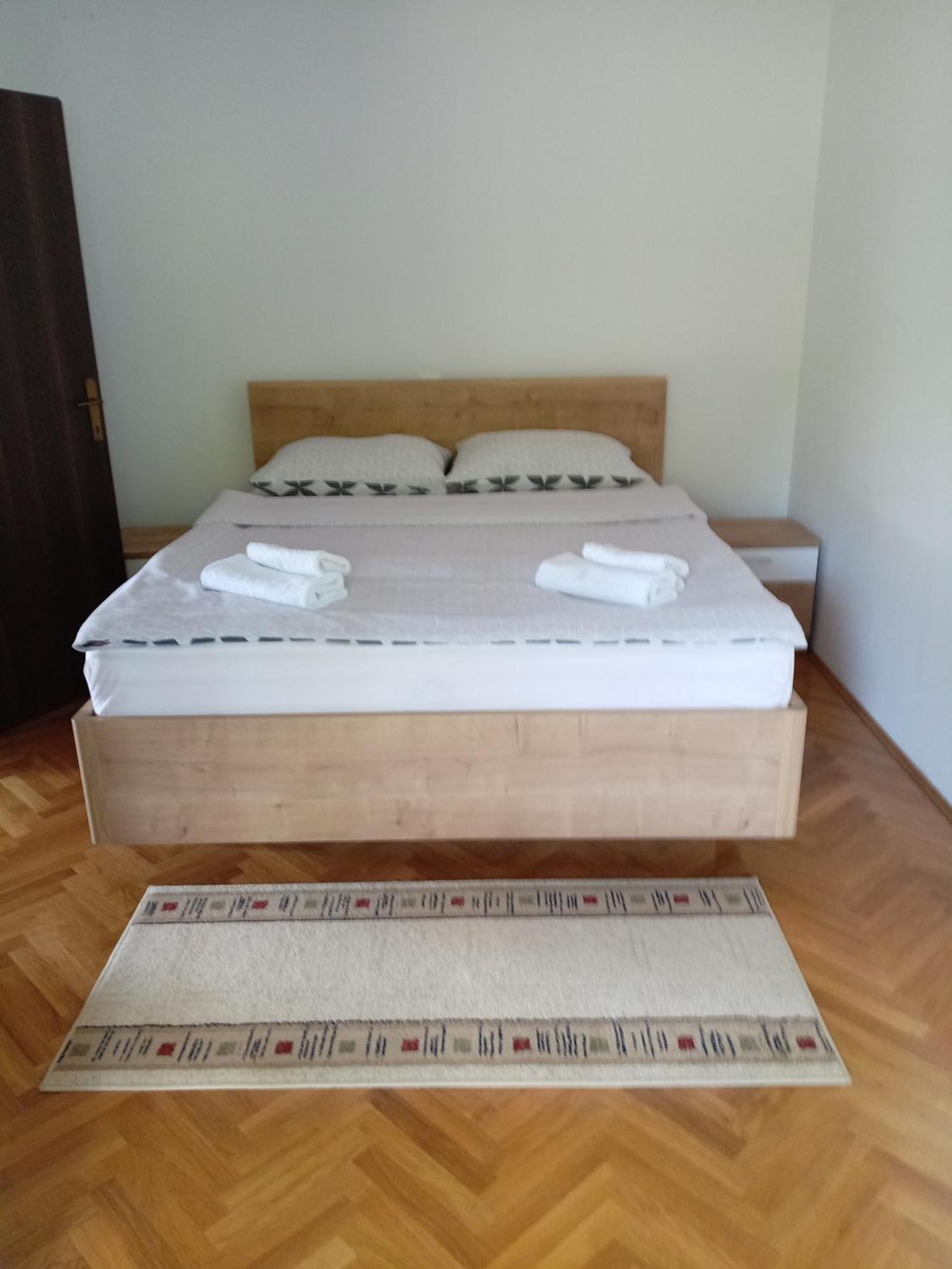 Apartmani Suzana Цриквеница Экстерьер фото