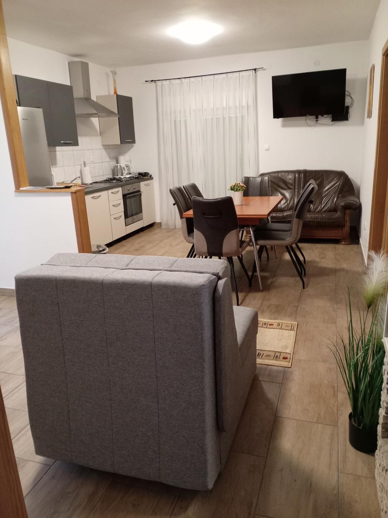 Apartmani Suzana Цриквеница Экстерьер фото