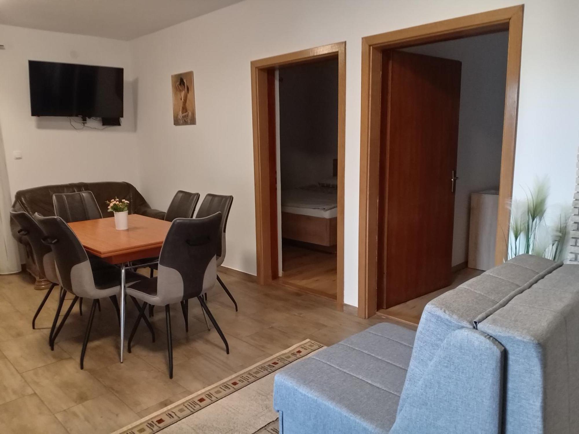 Apartmani Suzana Цриквеница Экстерьер фото